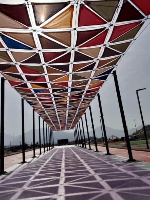 مظلات وسواتر تلال النهضة