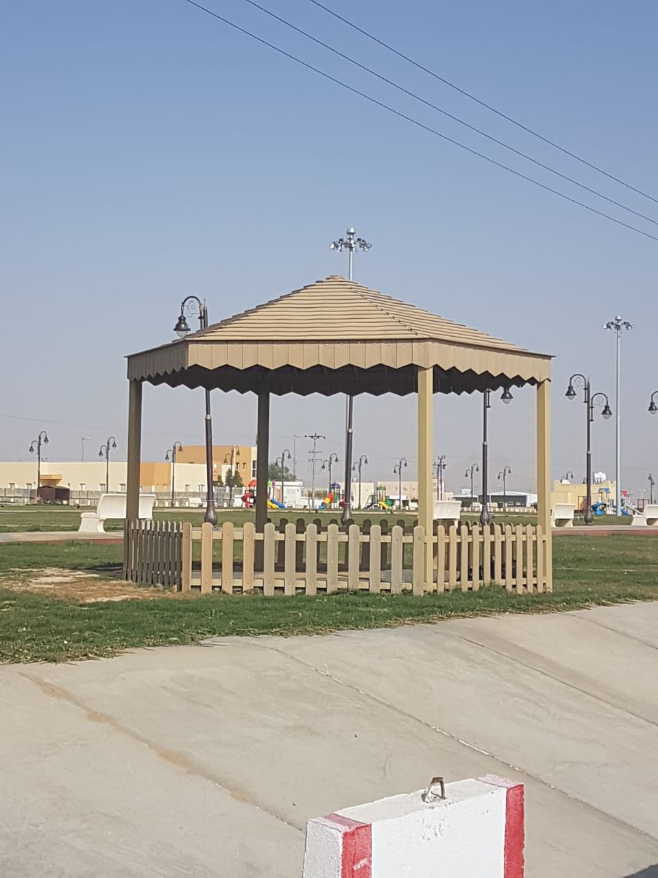 مظلات وسواتر تلال النهضة