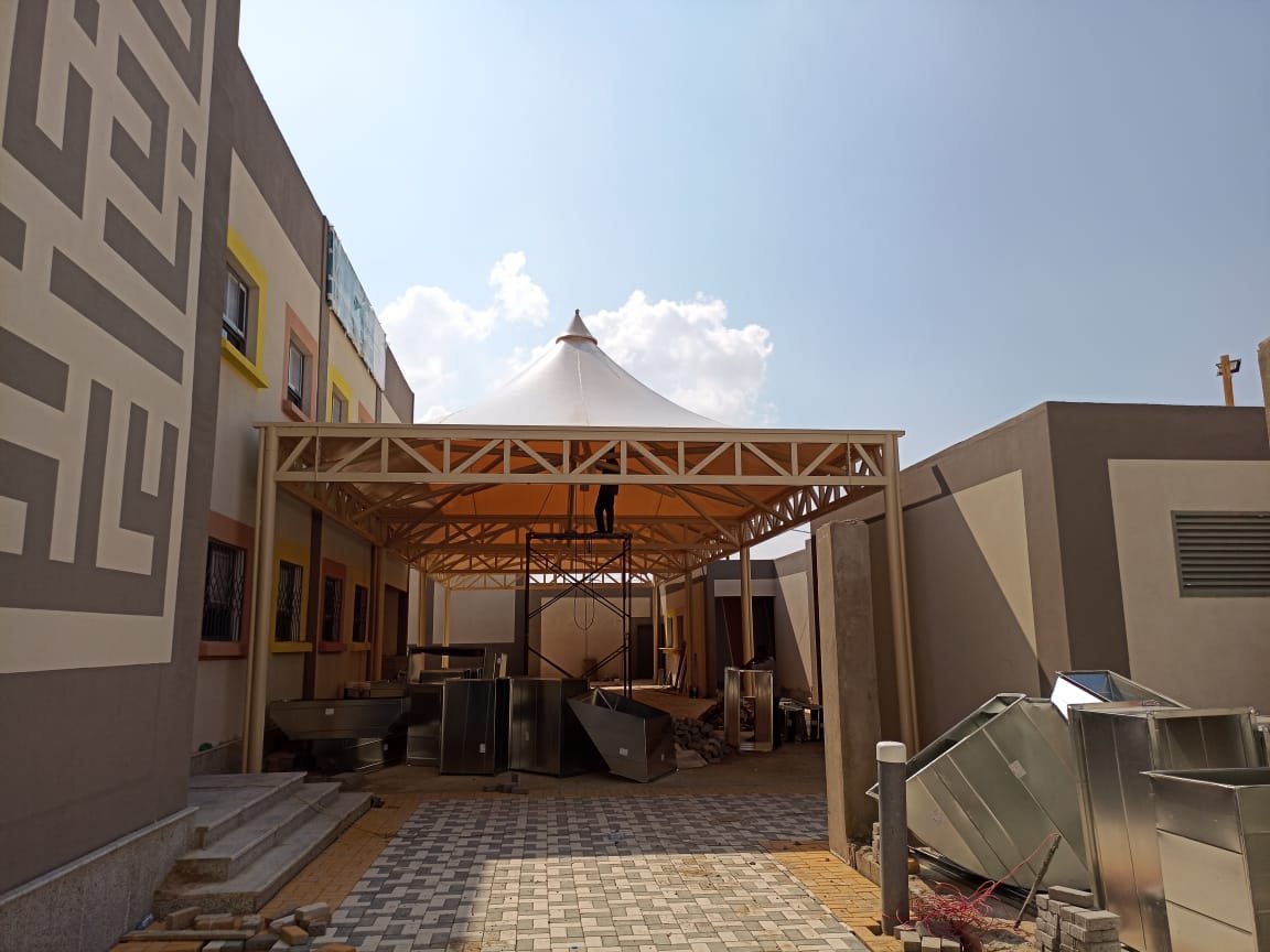 مظلات سيارات