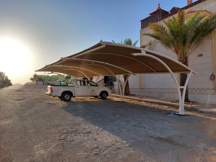 مظلات سيارات