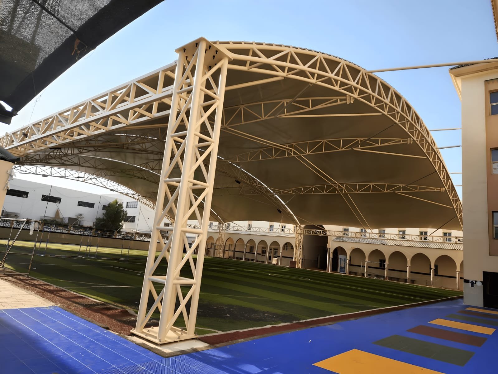 مظلات مدارس