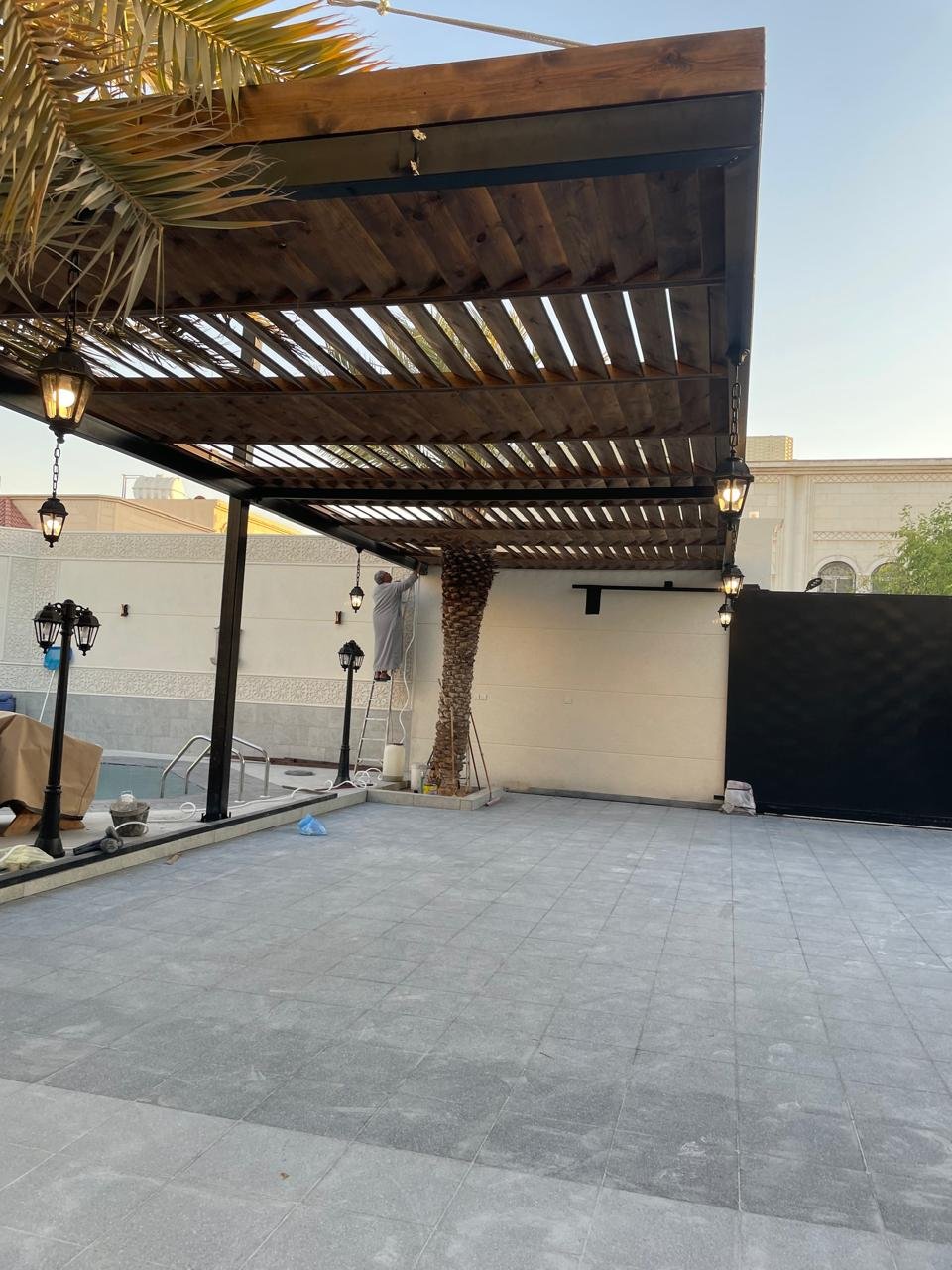 مظلات وسواتر تلال النهضة